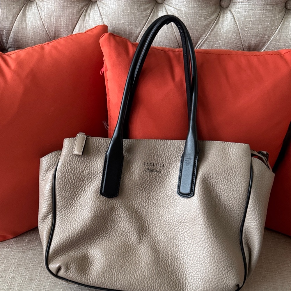 Laccuchi Gray and Black Top Handle Satchel Hangbag